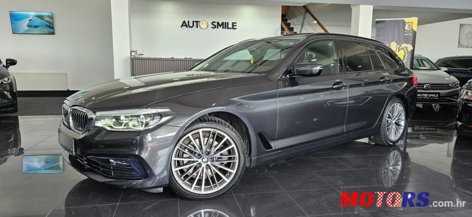 2018' BMW Serija 5 520D photo #1