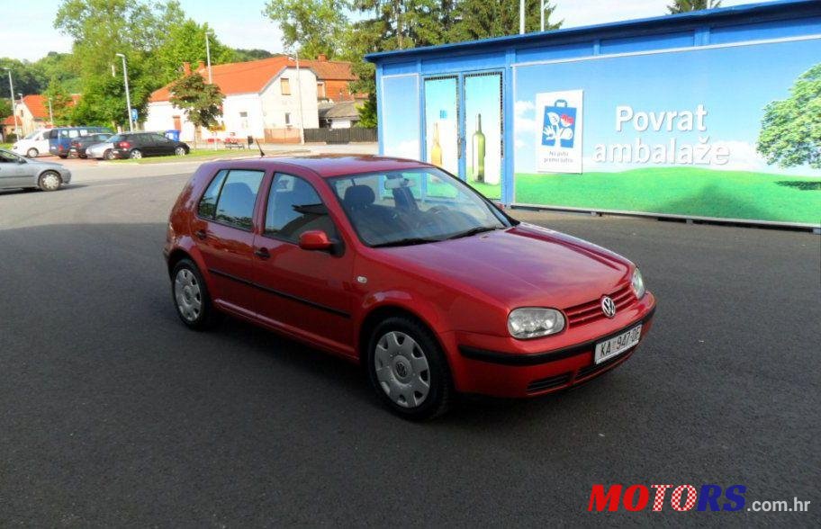 2002' Volkswagen Golf IV 1,9 Sdi photo #1