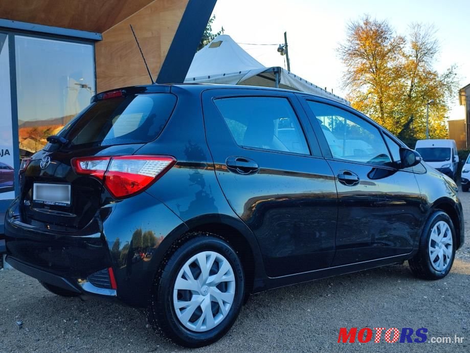 2020' Toyota Yaris 1,0 photo #2