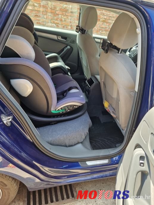 2015' Audi A4 Avant photo #4