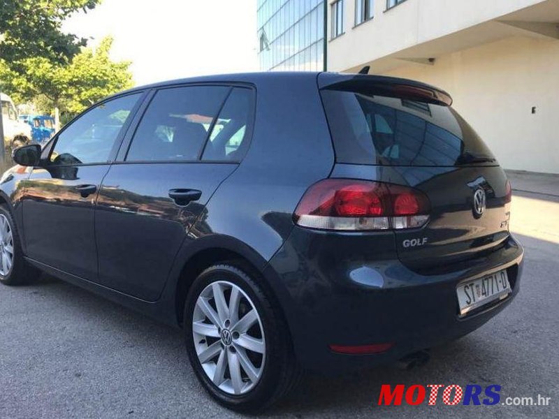 2009' Volkswagen Golf VI 2,0 Tdi photo #2