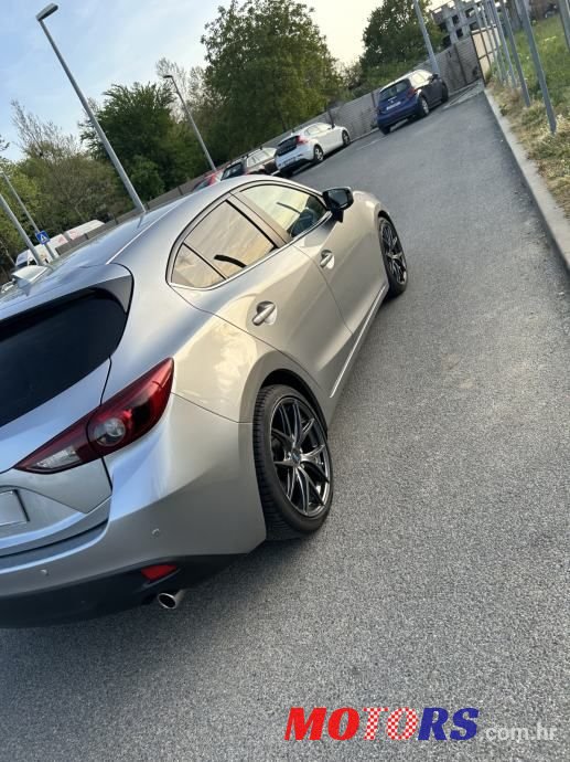 2014' Mazda 3 Sport photo #2