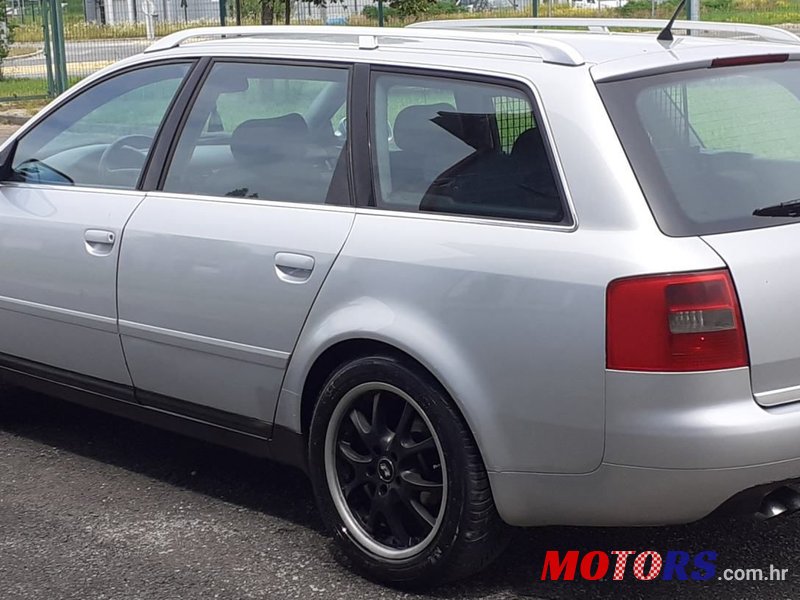 2002' Audi A6 Avant photo #5