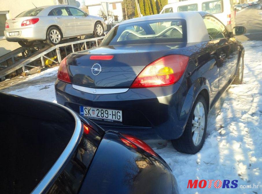 2006' Opel Tigra 1,4 16V photo #1