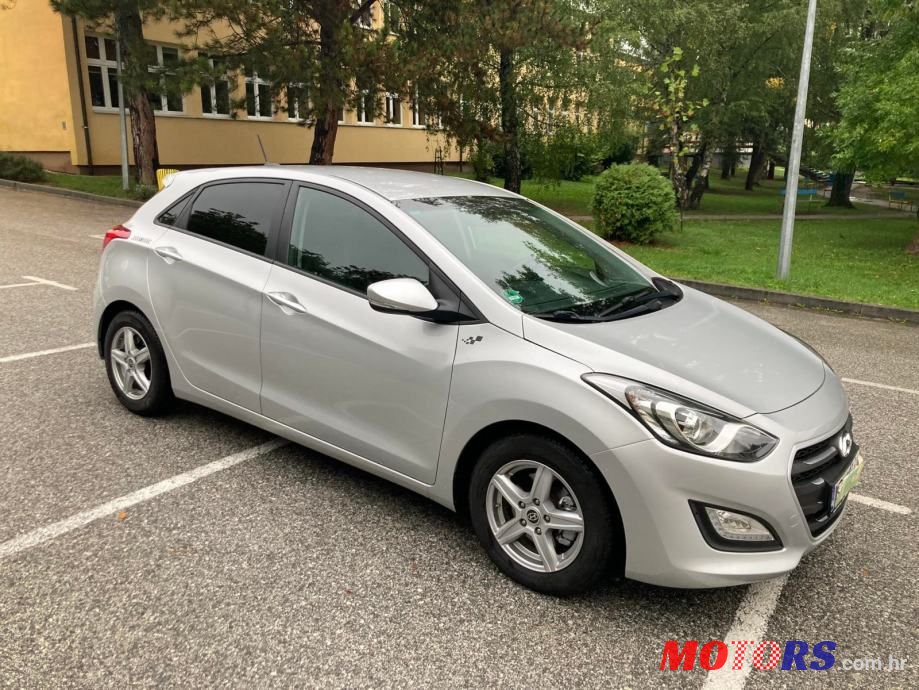 2015' Hyundai i30 1,6 Crdi photo #1