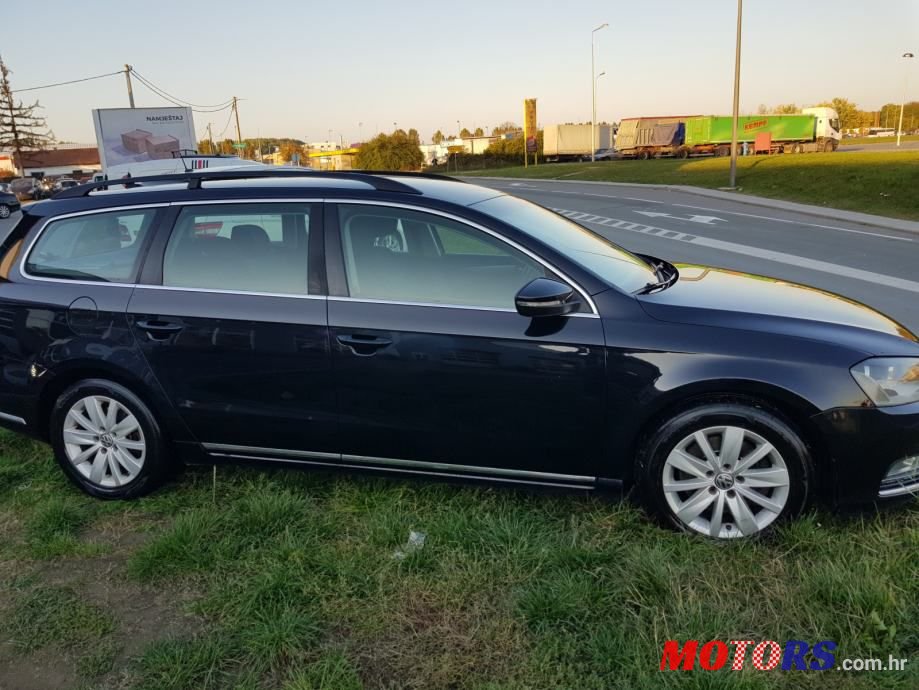 2012' Volkswagen Passat Variant photo #6