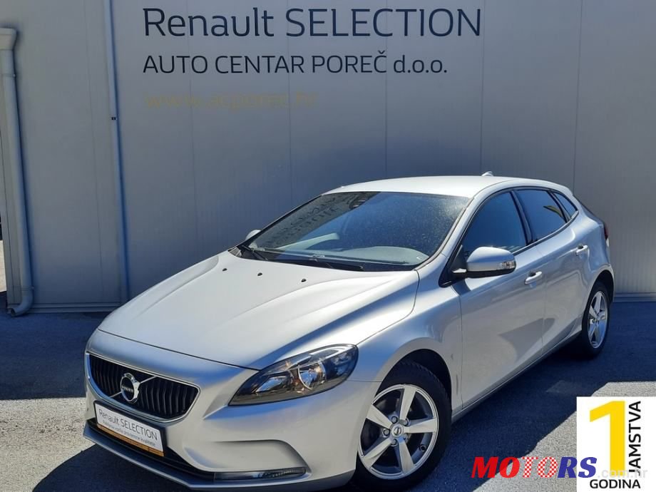 2017' Volvo V40 D2 Kinetic photo #1