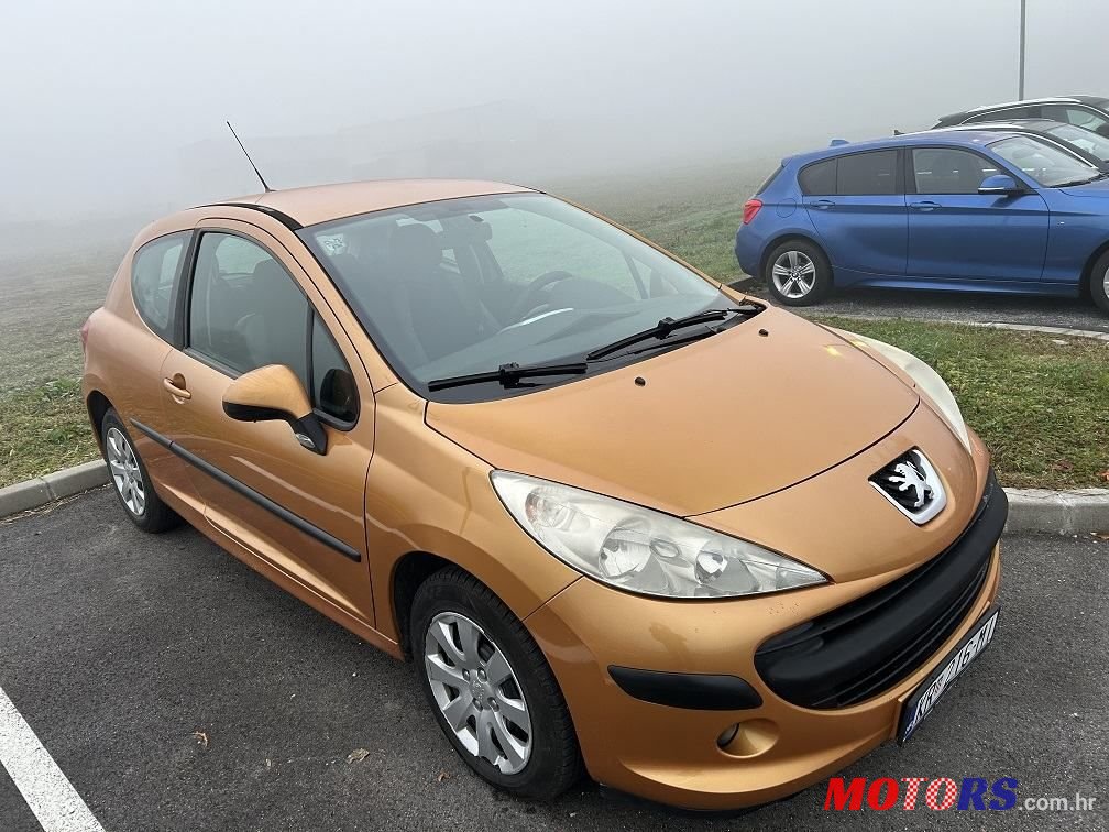 2006' Peugeot 207 1,4 photo #3