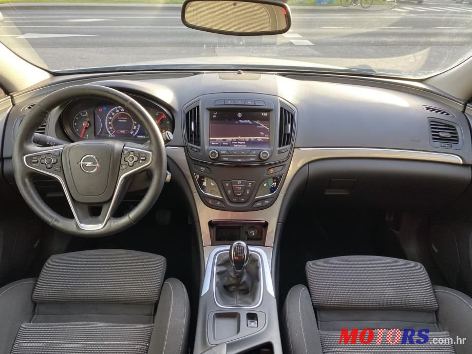 2014' Opel Insignia Karavan photo #6