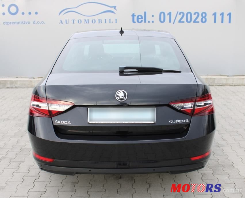 2018' Skoda Superb photo #5