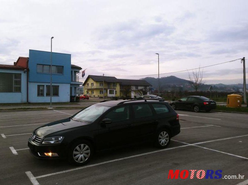 2011' Volkswagen Passat Variant 1,6 Tdi Bmt photo #1