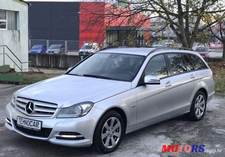 2011' Mercedes-Benz C-Klasa 220 Cdi photo #1