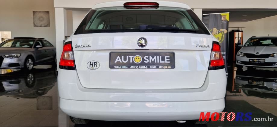 2018' Skoda Fabia Combi photo #6