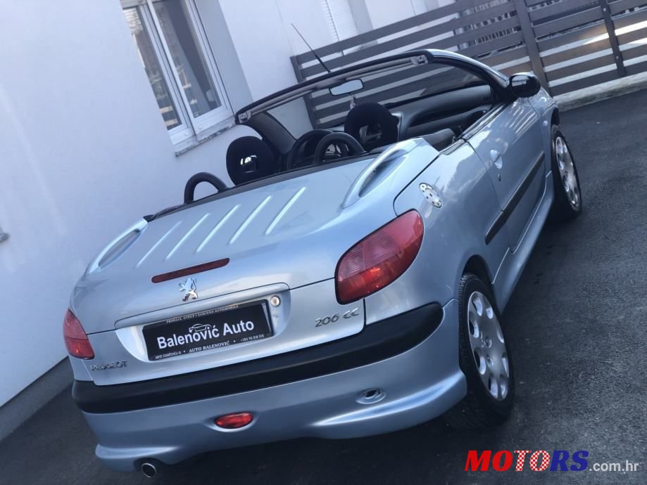 2002' Peugeot 206 1,6 E photo #4