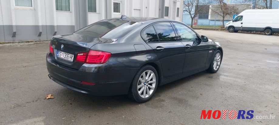 2010' BMW Serija 5 520D photo #5