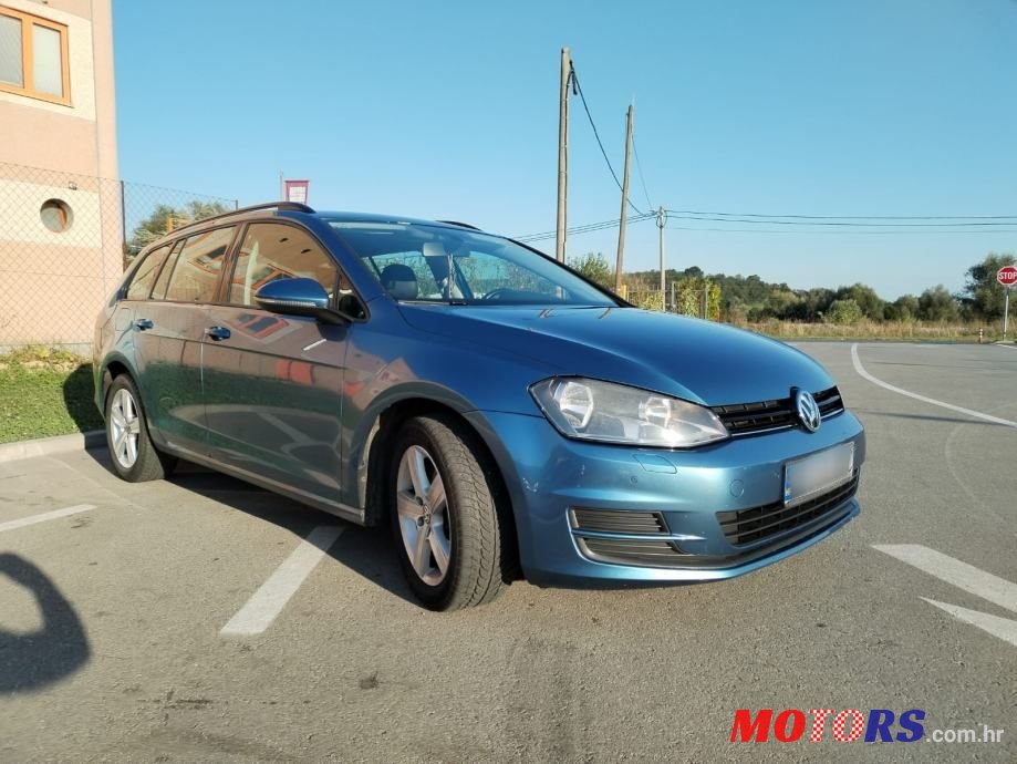 2013' Volkswagen Golf 7 Variant photo #6