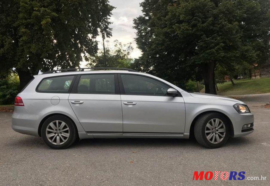 2011' Volkswagen Passat 2,0 Tdi photo #1