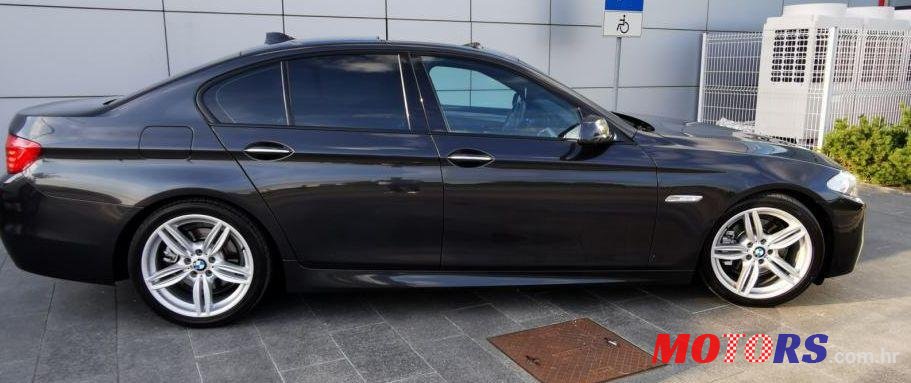 2011' BMW Serija 5 520D photo #1