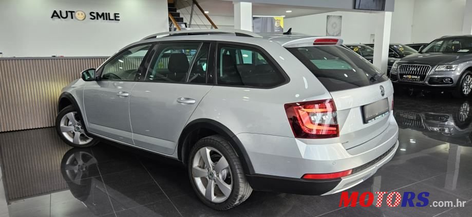 2013' Skoda Octavia Combi photo #4