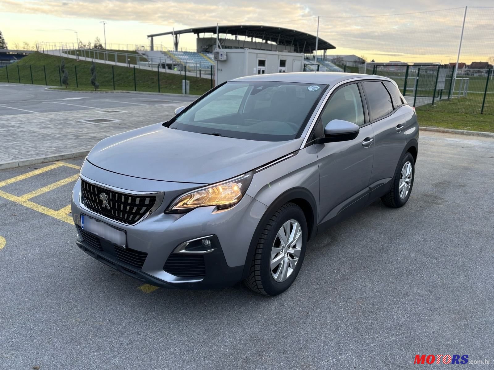 2019' Peugeot 3008 1,5 Bluehdi photo #2
