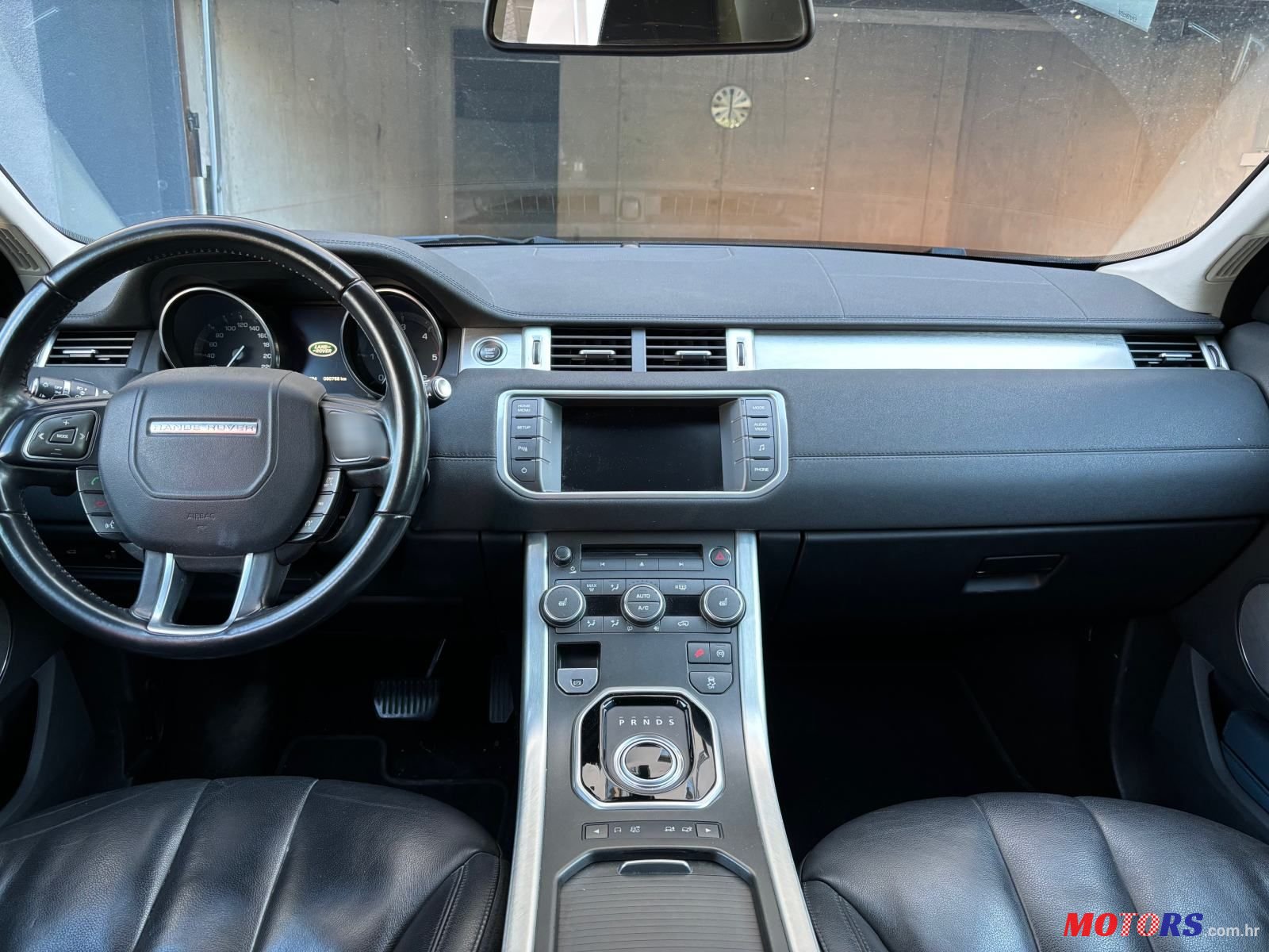 2014' Land Rover Range Rover Evoque 2.2 Td4 photo #2