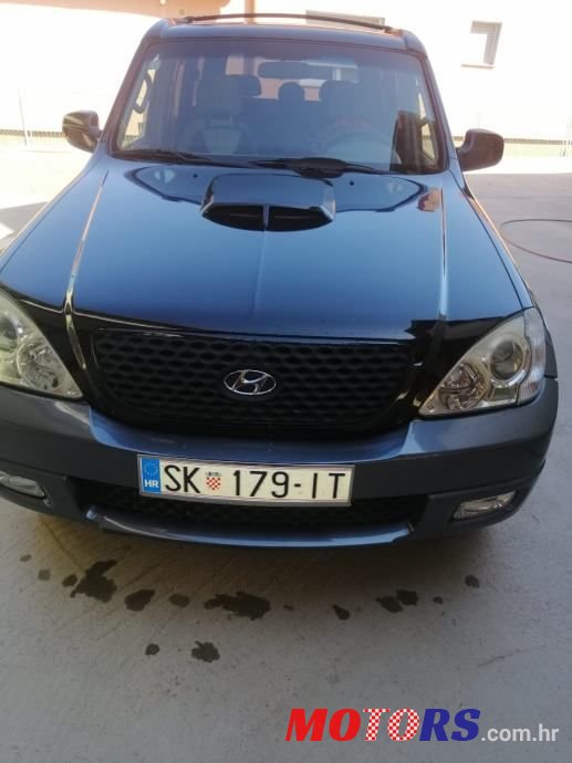 2006' Hyundai Terracan photo #3