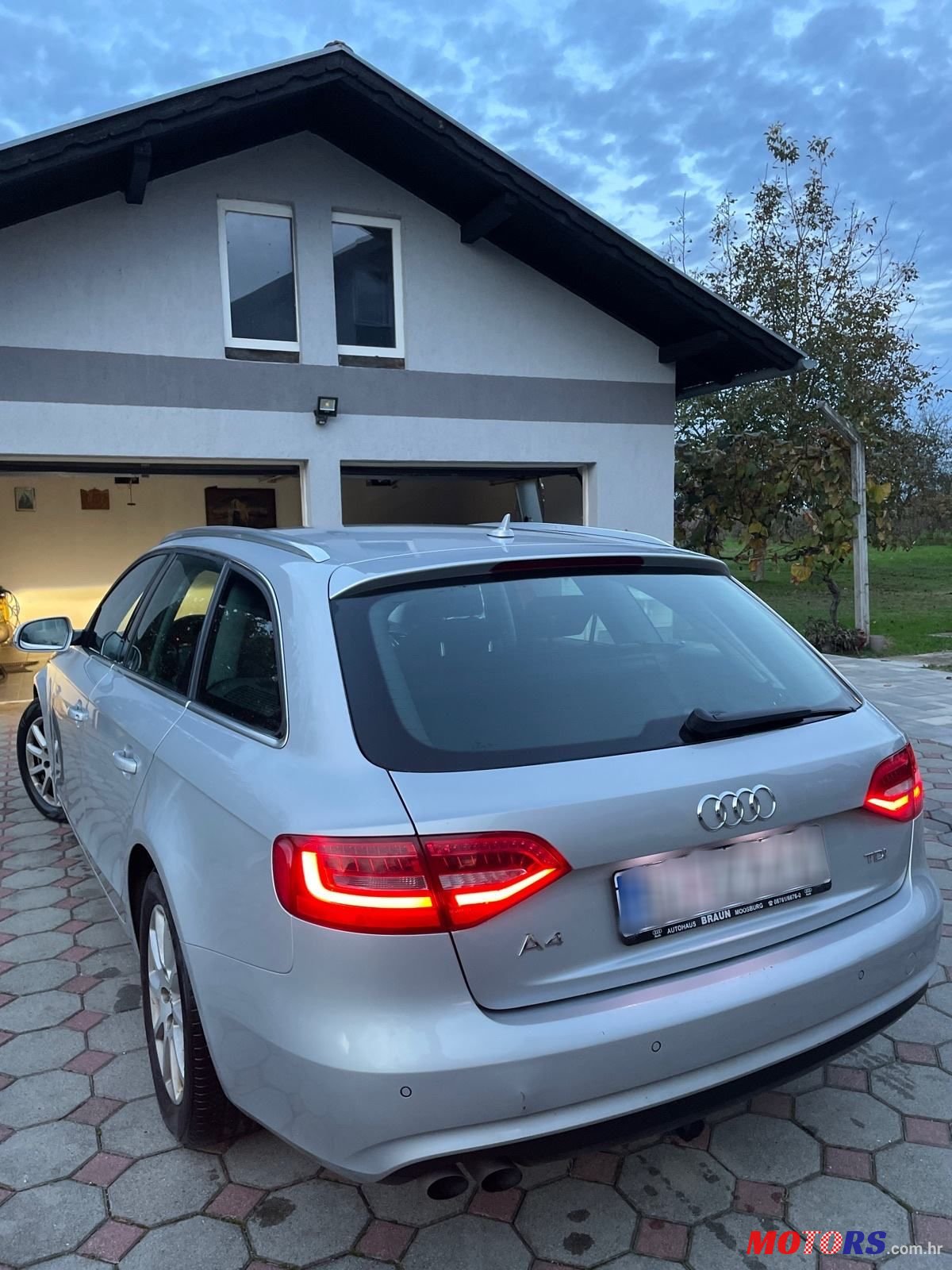 2013' Audi A4 Avant photo #3