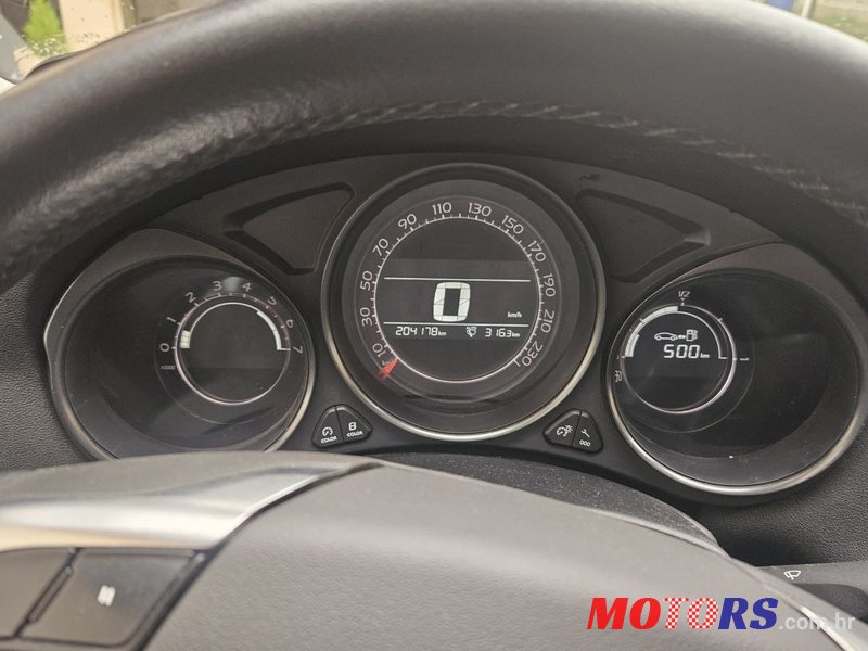 2013' Citroen C4 1,6 Hdi photo #6
