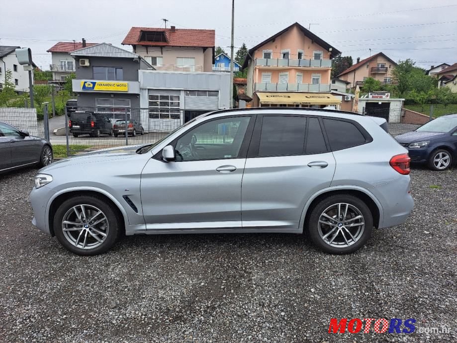 2018' BMW X3 Xdrive20D photo #4
