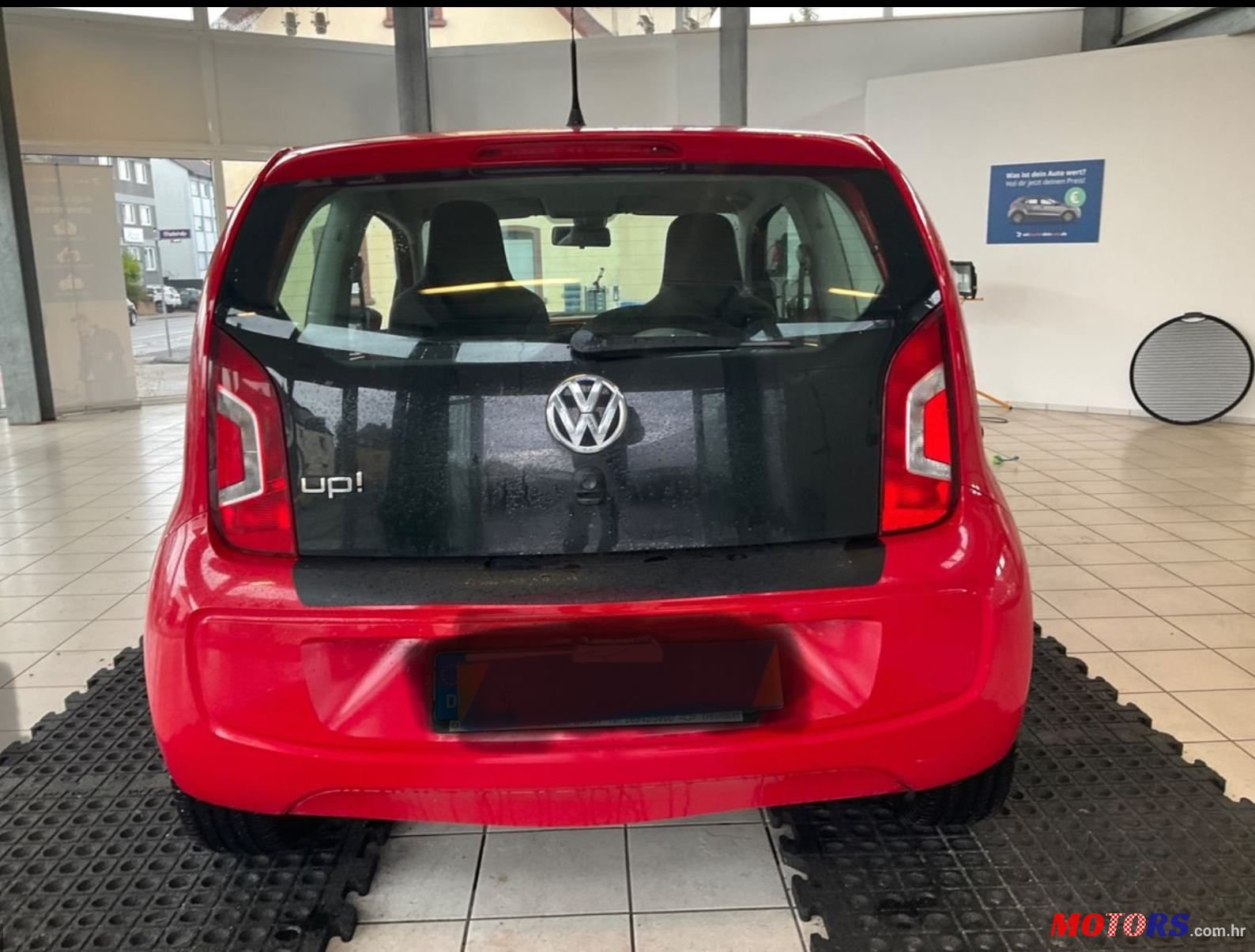 2013' Volkswagen Up! 1,0 Up! photo #6