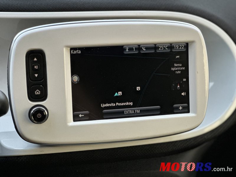 2015' Smart Fortwo 0.9 Turbo Limited photo #5