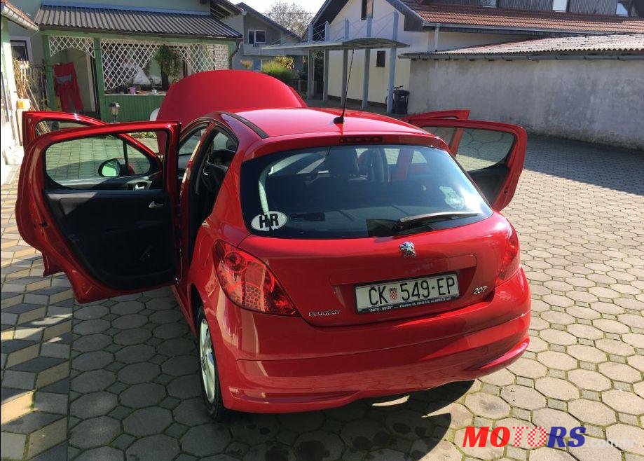 2008' Peugeot 207 1,4 Hdi photo #2