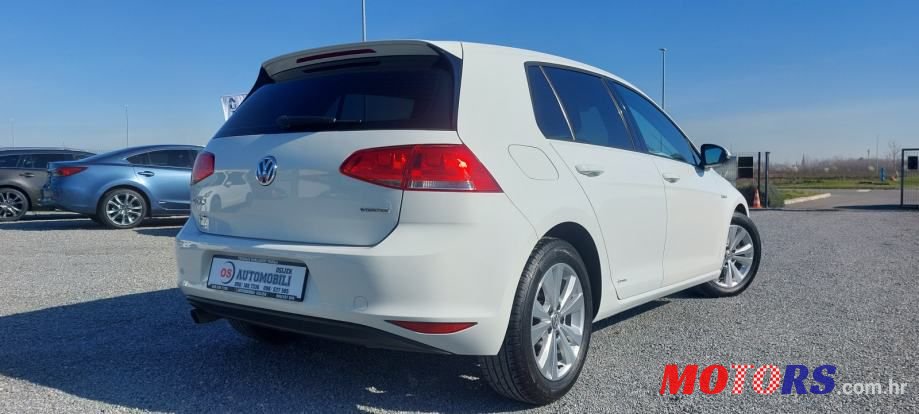 2014' Volkswagen Golf 7 1,6 Tdi Bmt photo #2