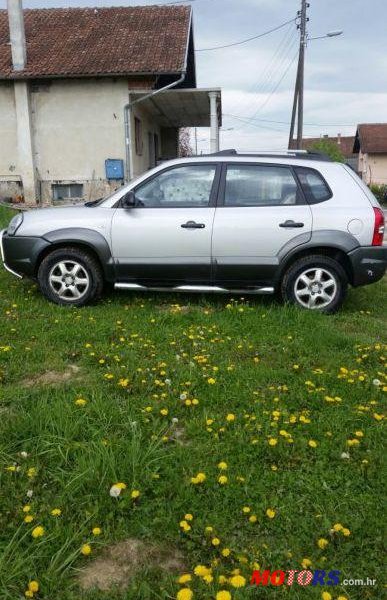 2006' Hyundai Tucson 2,0 Crdi Gls photo #2