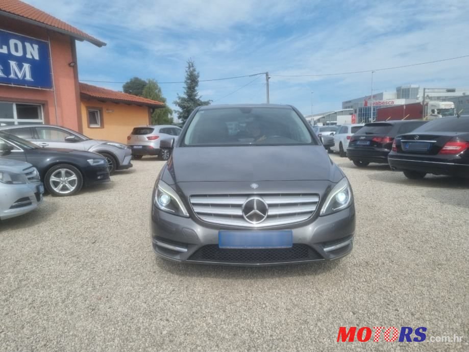 2012' Mercedes-Benz B-Klasa 180 Cdi photo #3