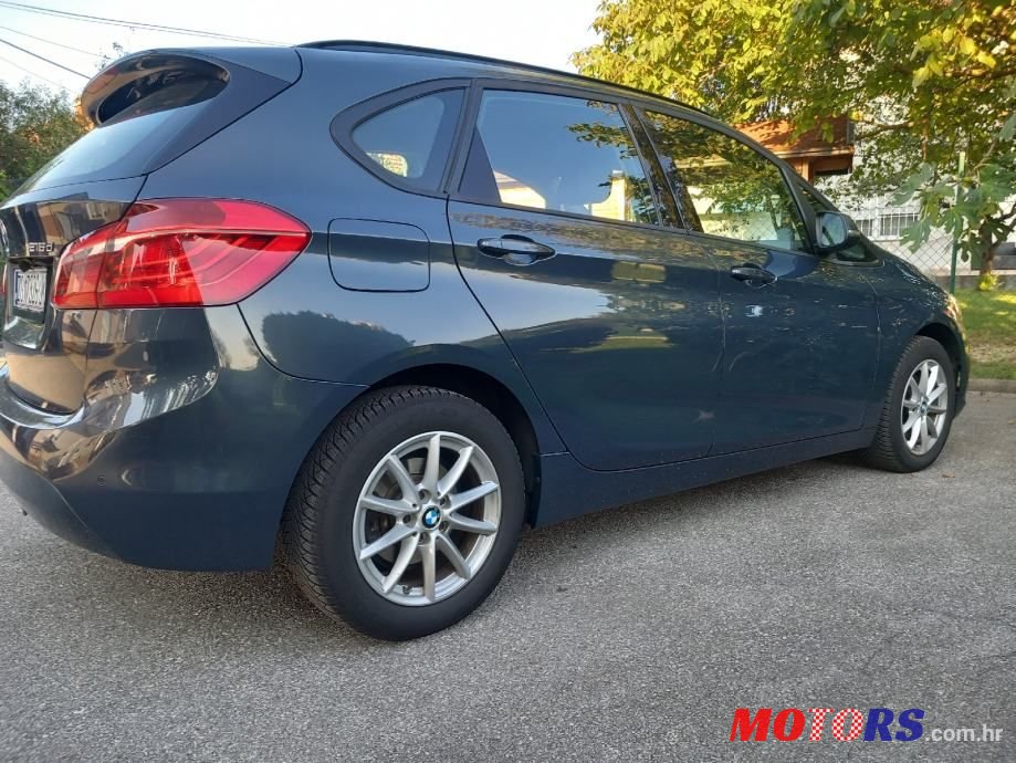 2016' BMW Serija 2 216D photo #5