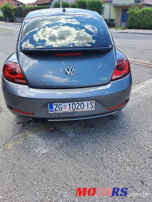 2017' Volkswagen Beetle photo #5