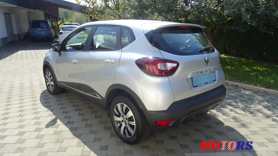2019' Renault Captur Dci photo #4