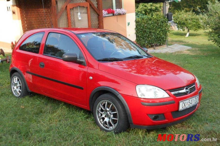 2005' Opel Corsa 1,3 Cdti photo #2