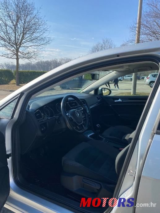 2013' Volkswagen Golf VII 2,0 Tdi Bmt photo #5