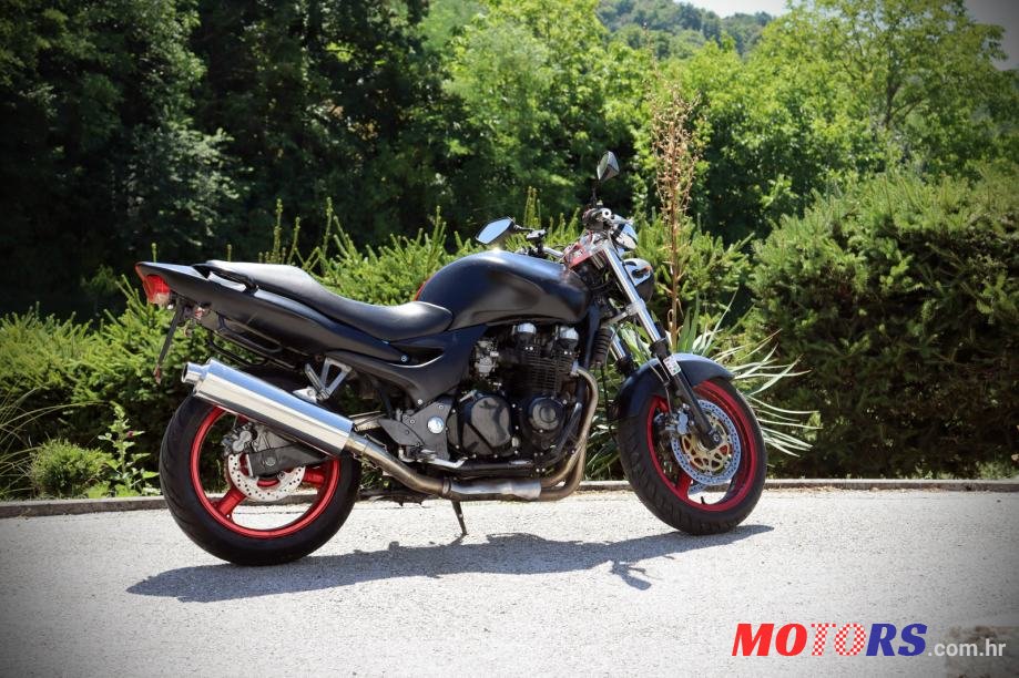 2003' Kawasaki ZR-7 photo #1