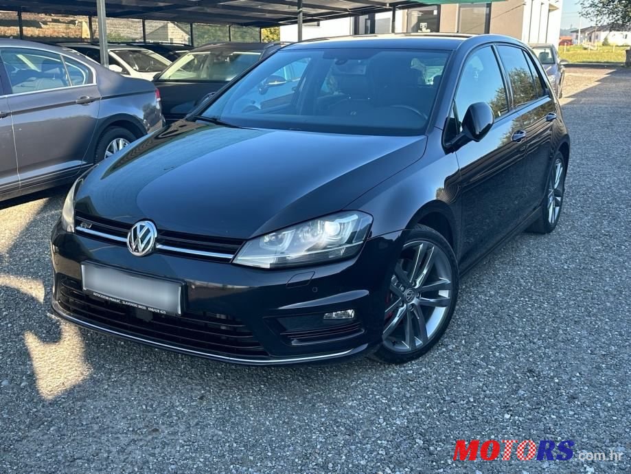 2013' Volkswagen Golf 7 photo #2