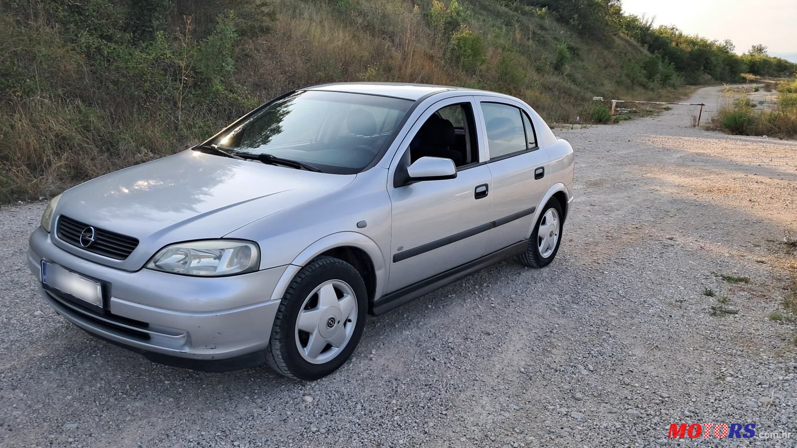 2007' Opel Astra Classic photo #1