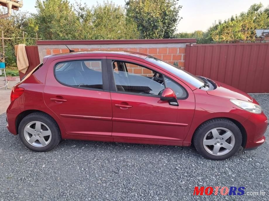 2008' Peugeot 207 photo #3