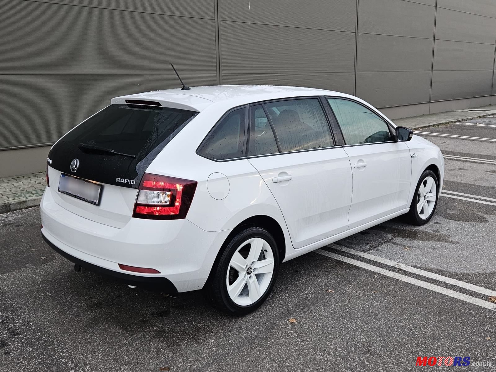 2016' Skoda Rapid 1,6 Tdi photo #3