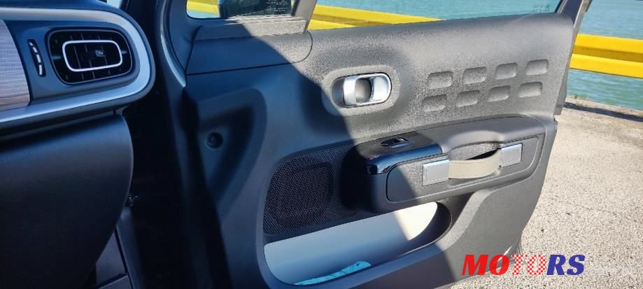 2021' Citroen C3 1,2 Puretech photo #2