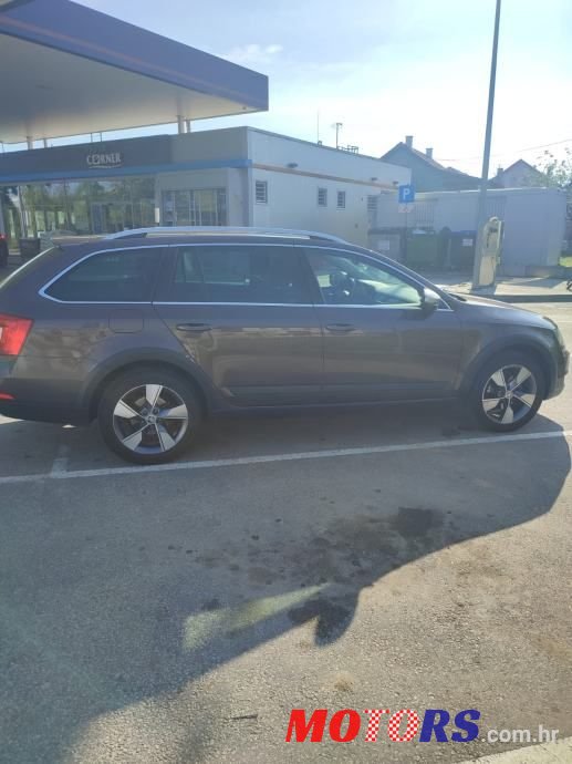 2015' Skoda Octavia Combi photo #4