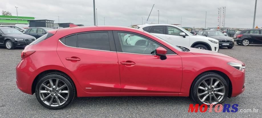 2018' Mazda 3 G100 photo #6