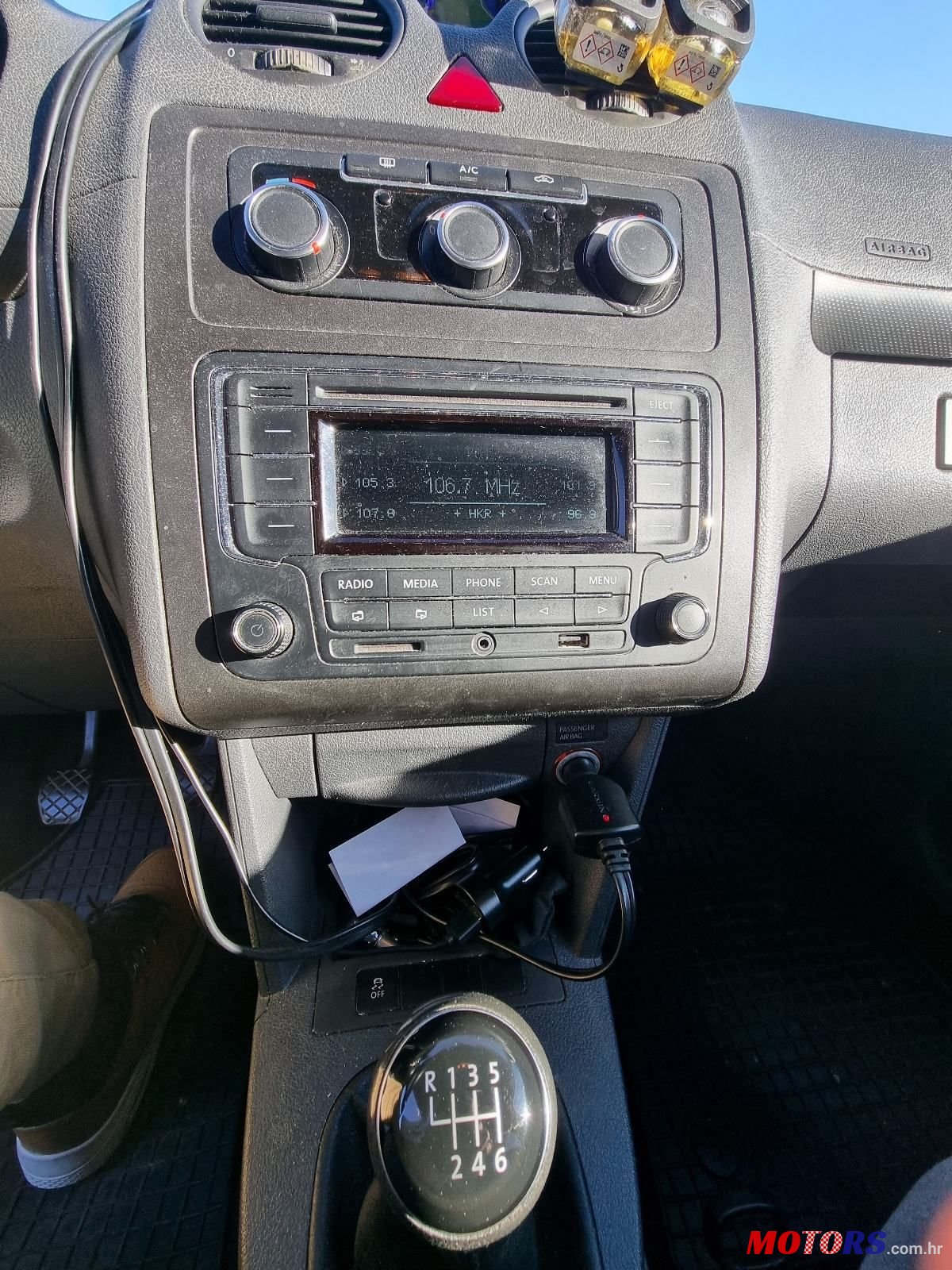 2013' Volkswagen Caddy 2,0 Tdi photo #3