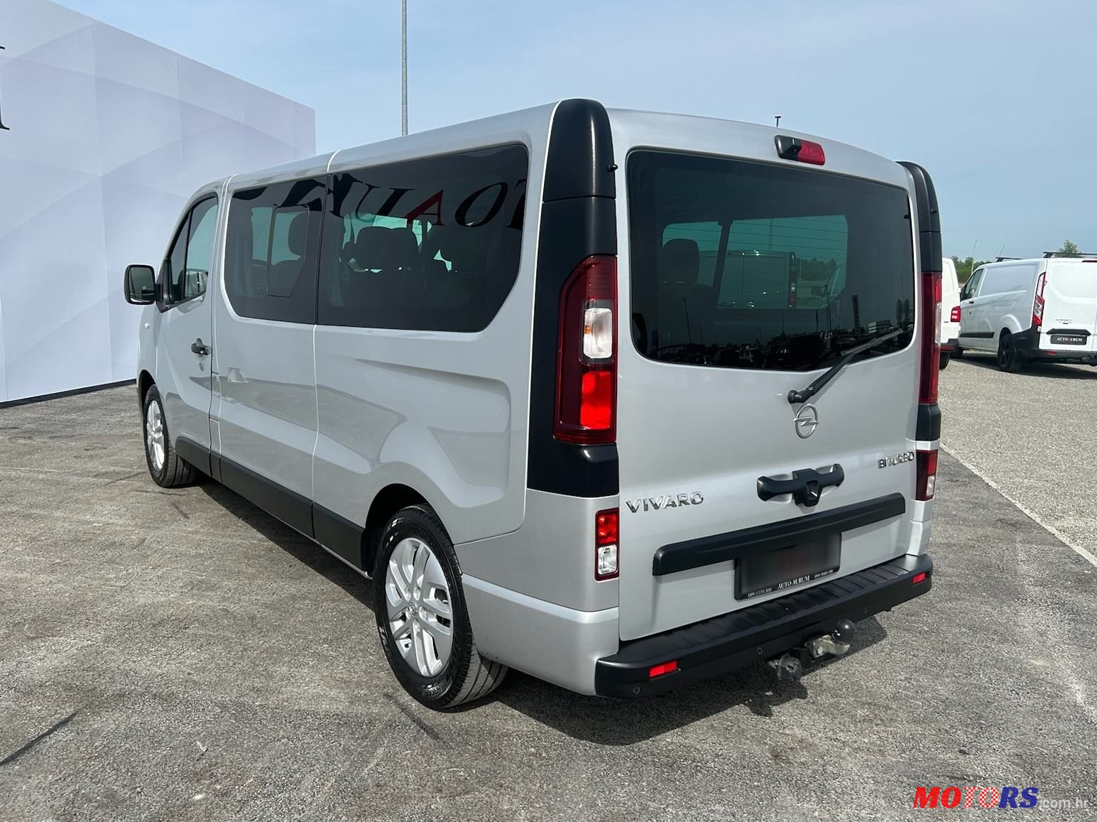 2017' Opel Vivaro photo #3